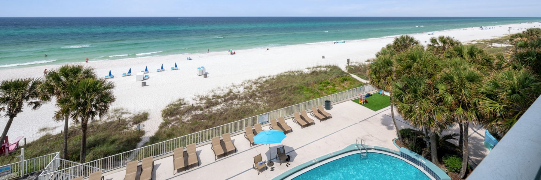 Experience Beachcomber Beachfront Hotel, Florida